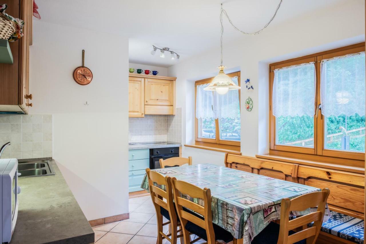 Majon Del Tisler Apartment Canazei Ngoại thất bức ảnh