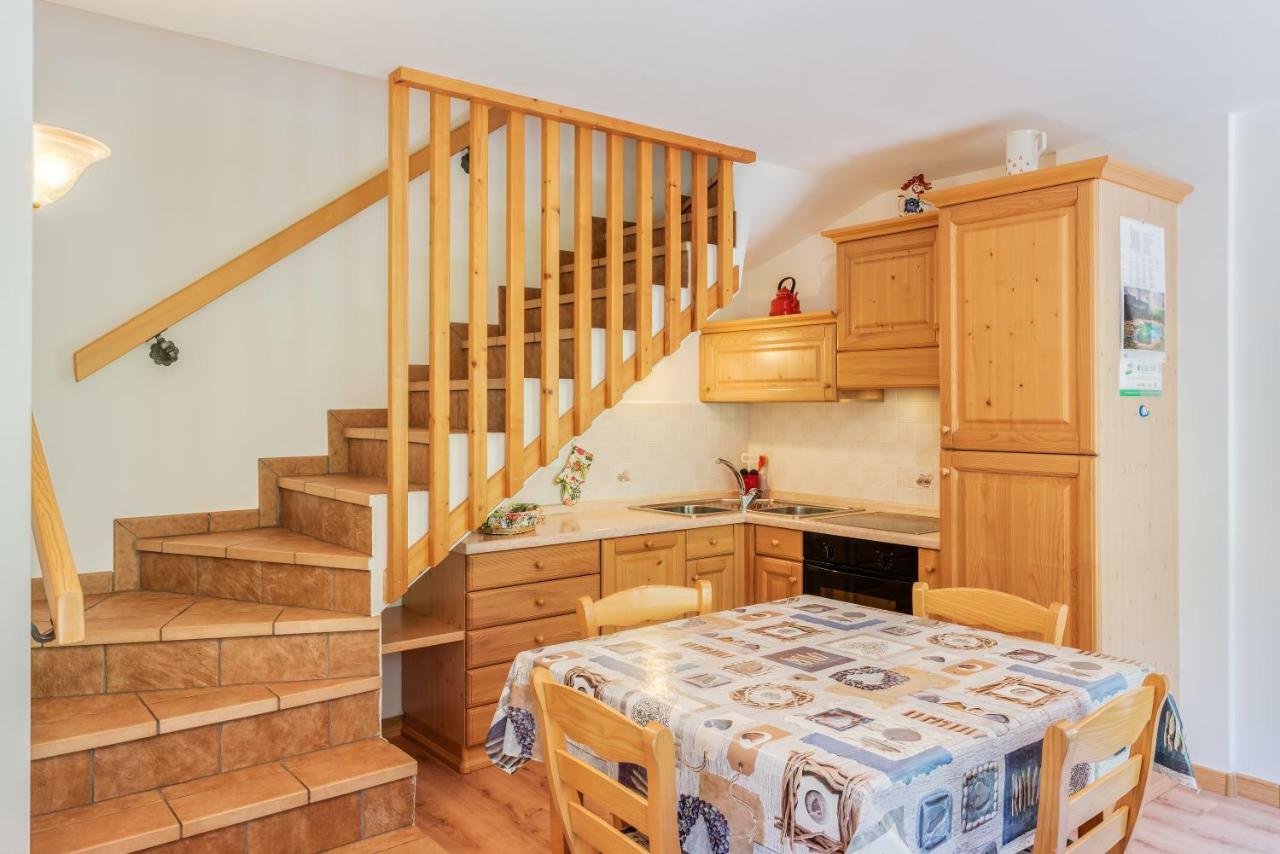 Majon Del Tisler Apartment Canazei Ngoại thất bức ảnh